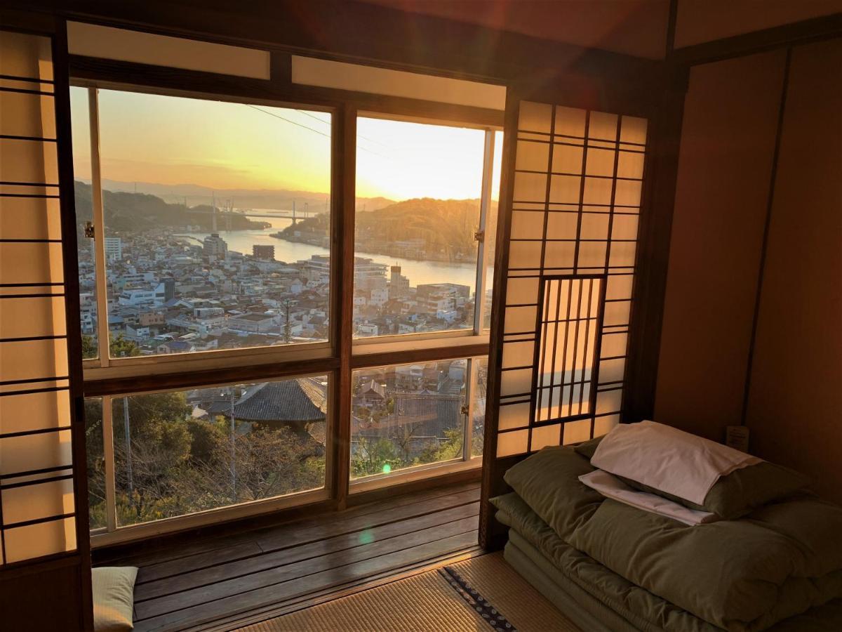 Onomichi Guest House Miharashi-Tei Exteriör bild