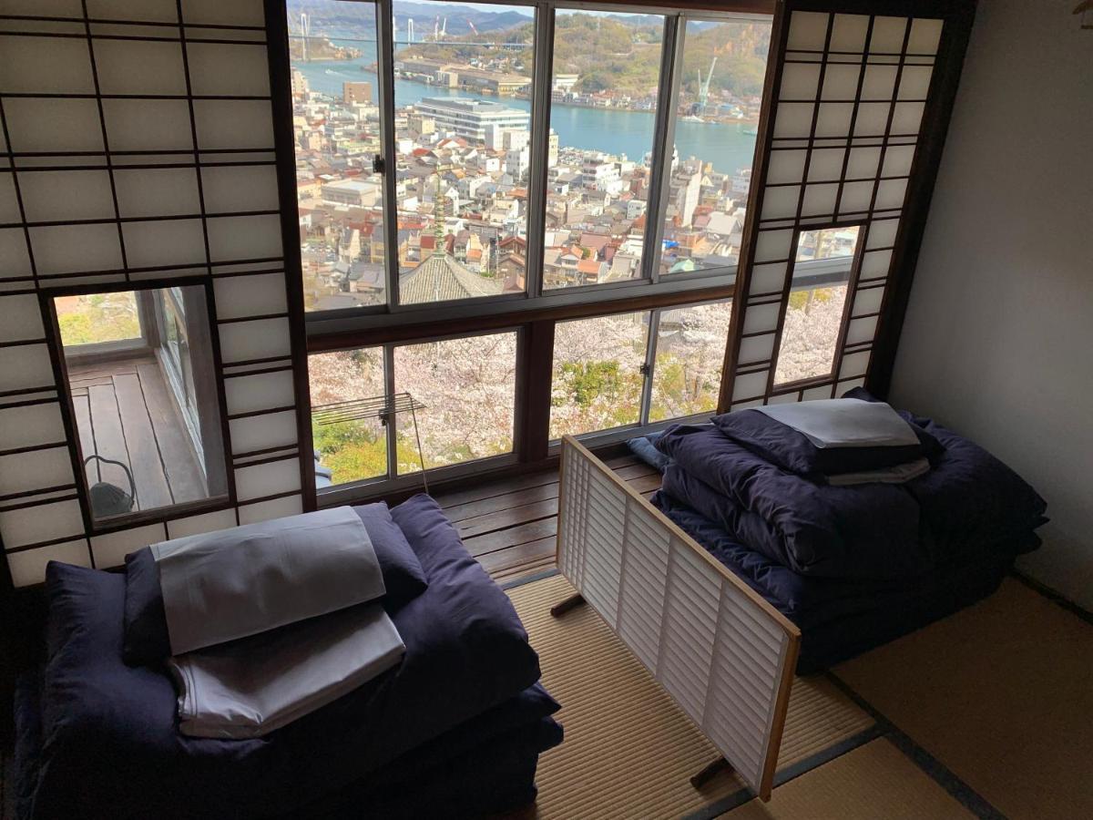 Onomichi Guest House Miharashi-Tei Exteriör bild