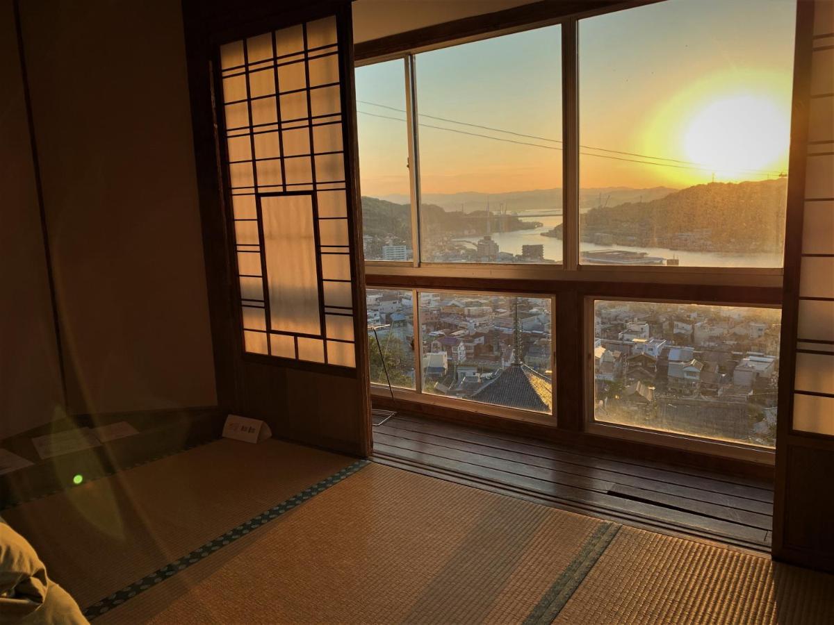 Onomichi Guest House Miharashi-Tei Exteriör bild